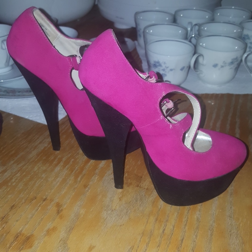 Rick Bella heels